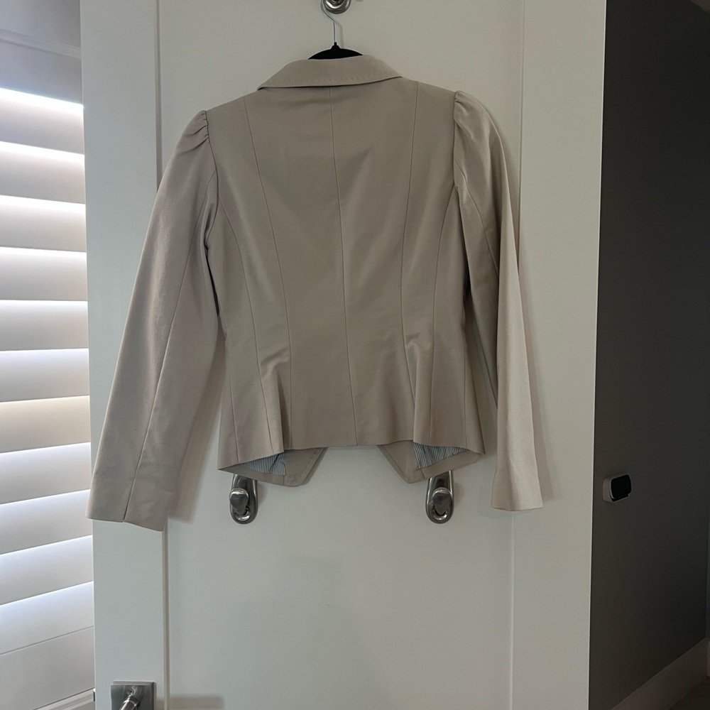 H&M Cream Blazer Lightweight Suit Jacket